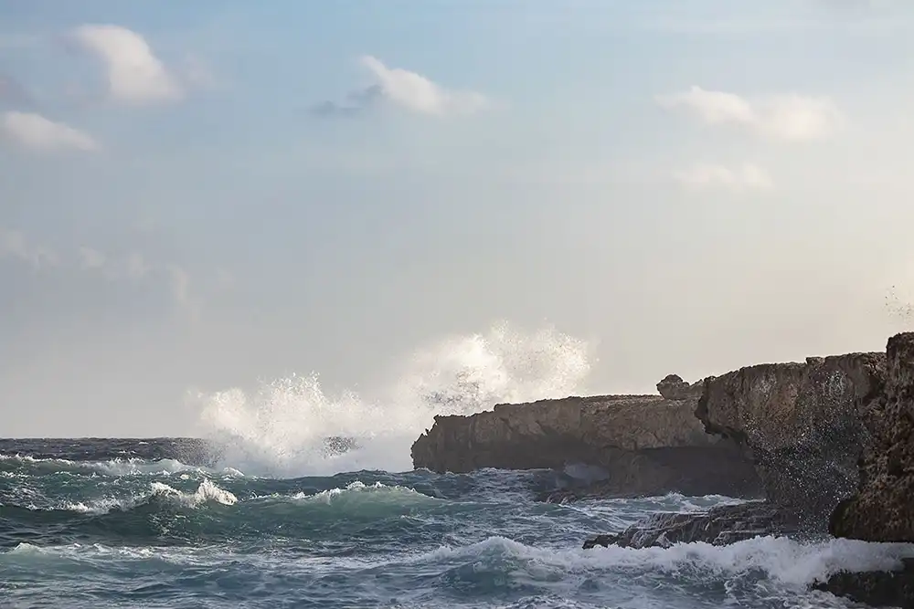 Visit Boka Onima in the northern part of Bonaire during the "Magical North" tour by HopiBonaire.