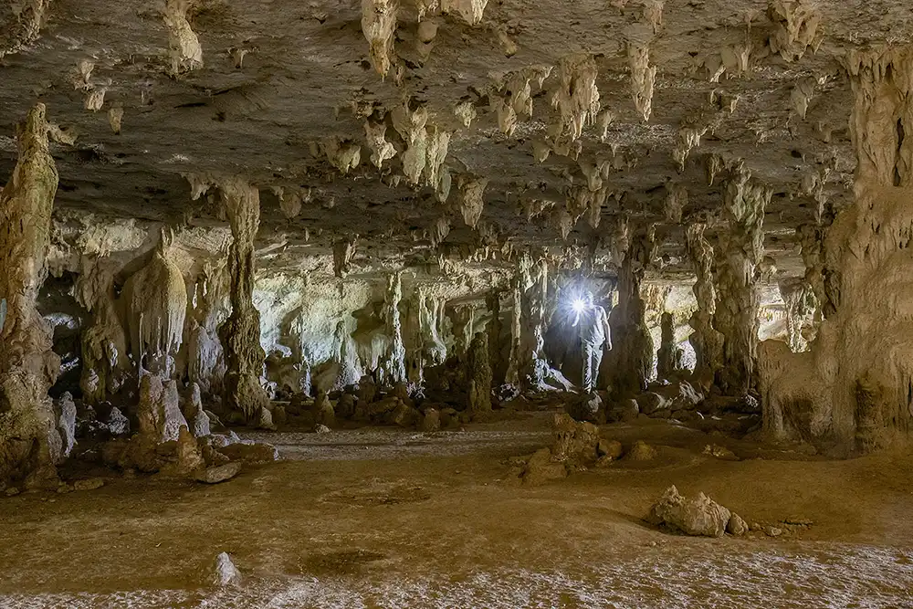 During the "Gems of the East" tour, we visit the Bonaire Indian cave drawings at Spelonk Cave.