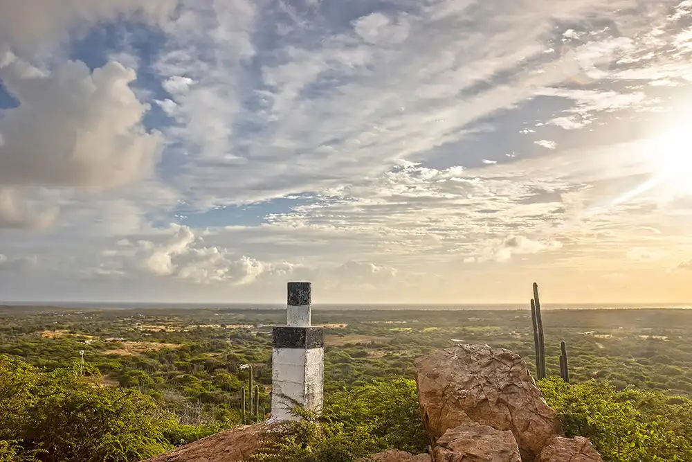During the "Gems of the East" tour, we visit a beautiful view overlooking the kunuku.